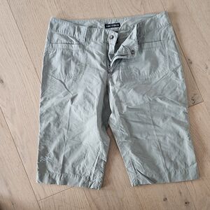 Arc'teryx Women's Green Cargo Shorts